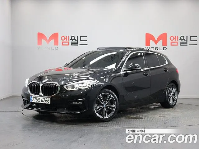 BMW 1-Series 2022 thumb 12
