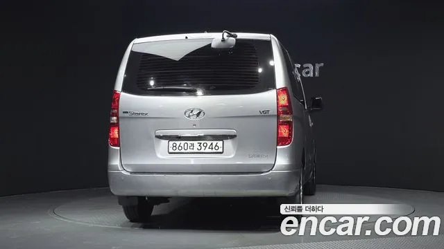 Hyundai Starex 2017 thumb 4