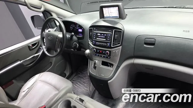 Hyundai Starex 2017 thumb 7
