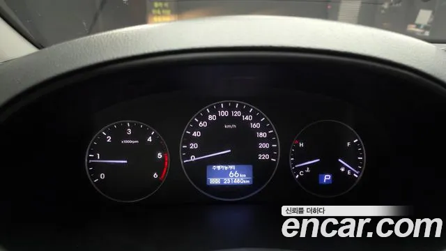 Hyundai Starex 2017 thumb 8