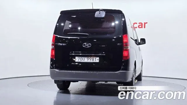 Hyundai Starex 2016 thumb 4