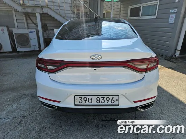 Hyundai Grandeur 2017 thumb 4