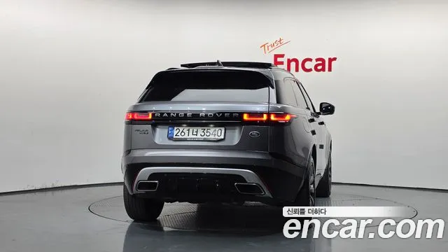 Land Rover Range Rover Velar 2021 thumb 3