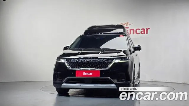 Kia Carnival 2023 thumb 3