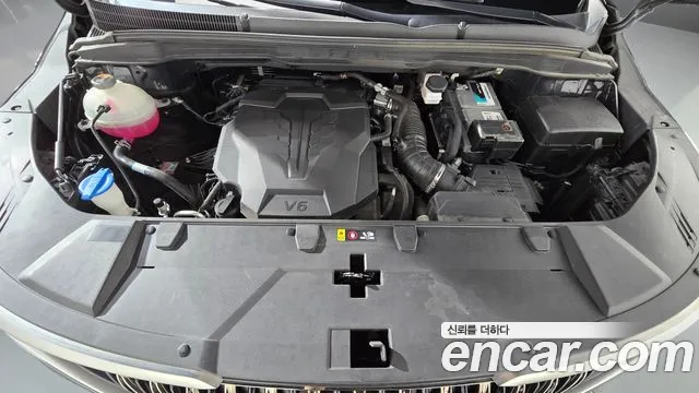 Kia Carnival 2023 thumb 6