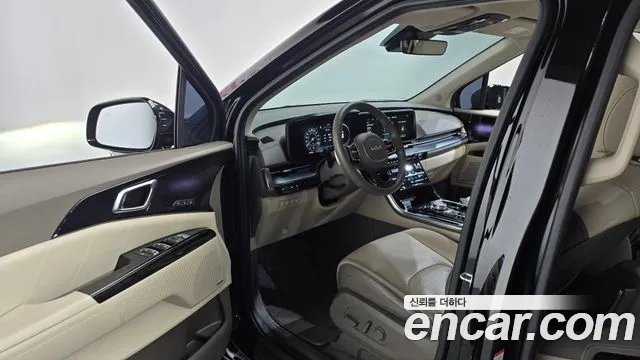Kia Carnival 2023 thumb 10