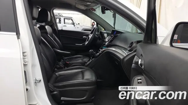 ChevroletGMDaewoo Orlando 2015 thumb 11