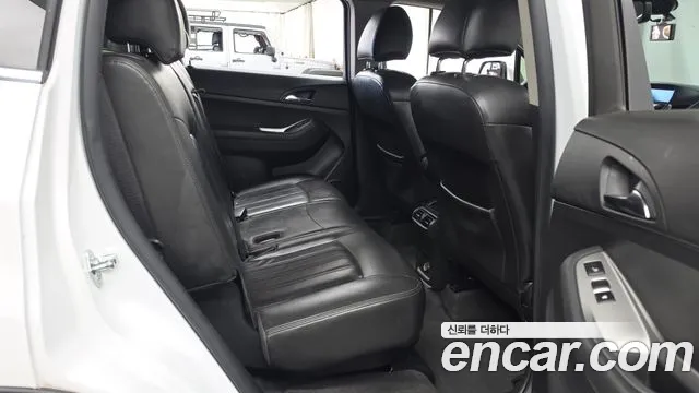 ChevroletGMDaewoo Orlando 2015 thumb 12