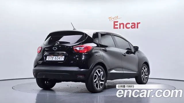 Renault-KoreaSamsung Captur 2015 thumb 2