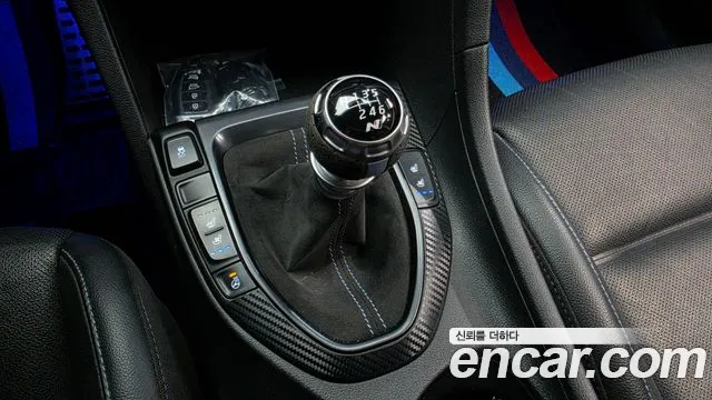 Hyundai Veloster 2018 thumb 9