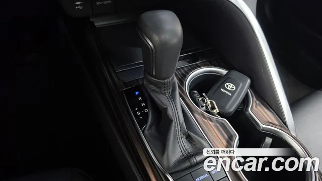 Toyota Camry 2018 thumb 9