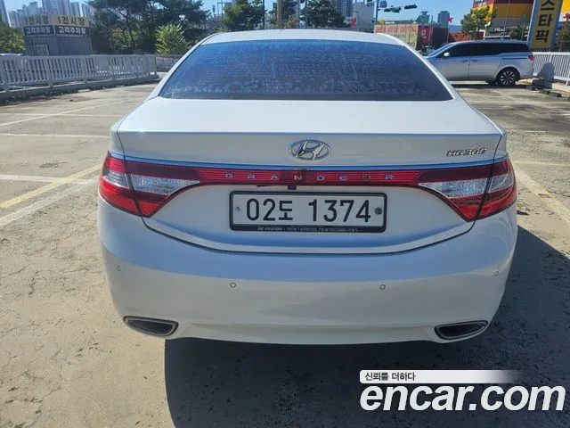 Hyundai Grandeur 2013 thumb 6
