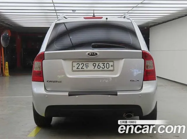 Kia Carens 2010 thumb 3