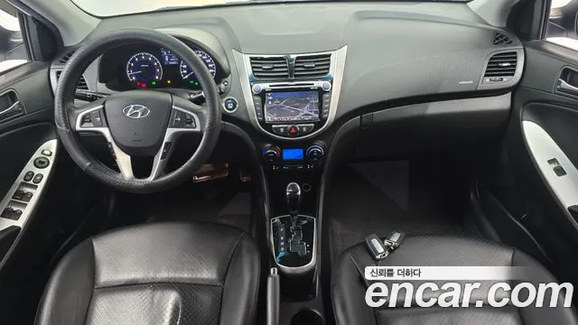 Hyundai Accent 2011 thumb 7