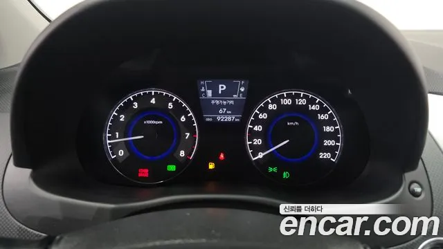 Hyundai Accent 2011 thumb 8