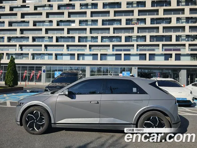 Hyundai IONIQ 5 2023 thumb 4