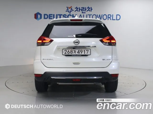 Nissan X-Trail 2018 thumb 4