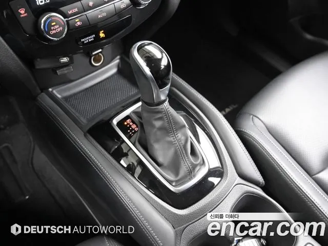 Nissan X-Trail 2018 thumb 9