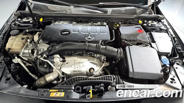 Mercedes-Benz CLA 2021 thumb 6