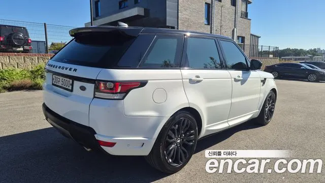 Land Rover Range Rover Sport 2017 thumb 4
