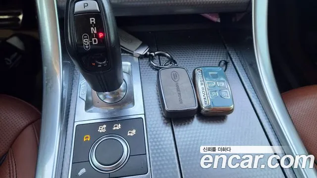 Land Rover Range Rover Sport 2017 thumb 9