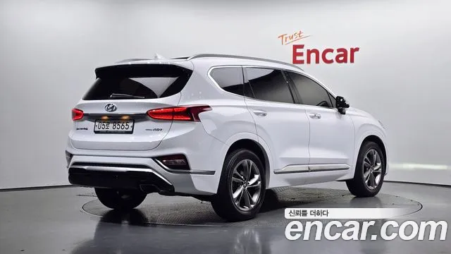 Hyundai Santa Fe 2018 thumb 2