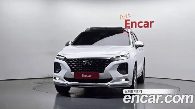 Hyundai Santa Fe 2018 thumb 3