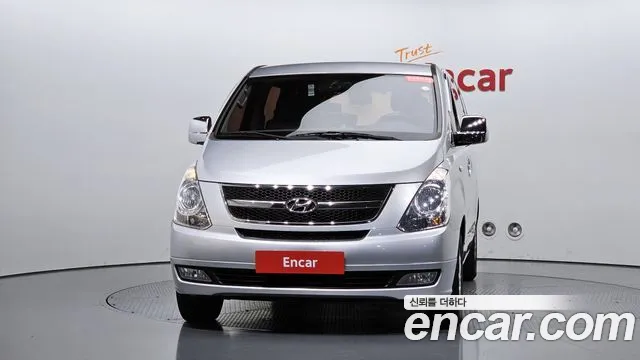 Hyundai Starex 2010 thumb 2