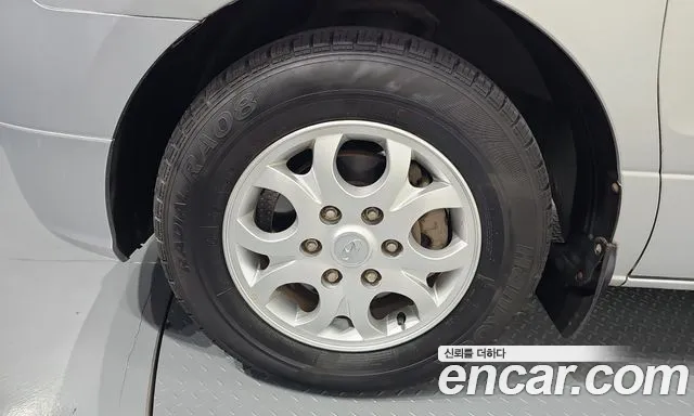 Hyundai Starex 2010 thumb 4