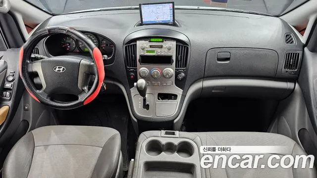 Hyundai Starex 2010 thumb 6
