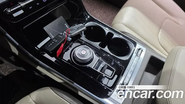 Kia Carnival 2023 thumb 9