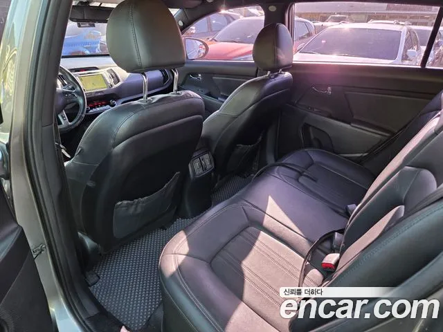 Kia Sportage 2015 thumb 6