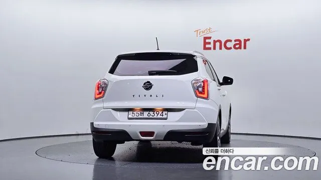KG_Mobility_Ssangyong TIBOLI 2015 thumb 4