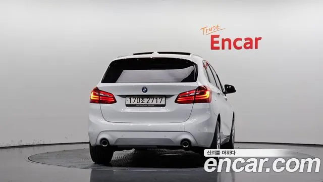 BMW 2-Series 2019 thumb 3