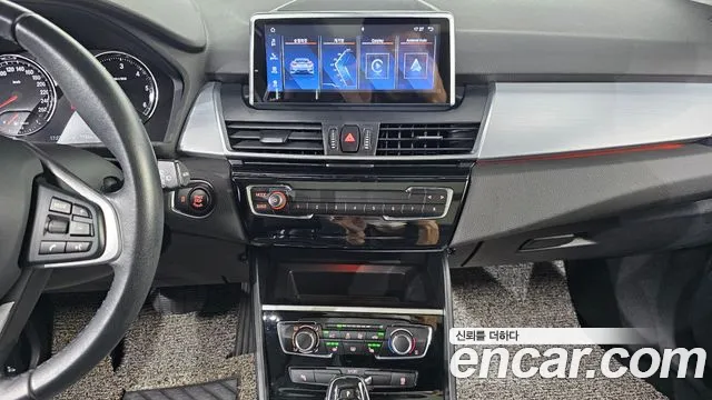 BMW 2-Series 2019 thumb 12