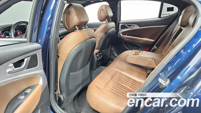 Genesis G70 2020 thumb 11