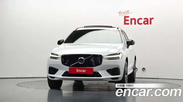 Volvo XC60 2021 thumb 3