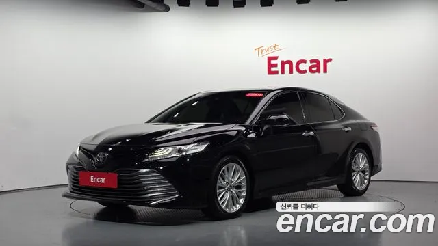Toyota Camry 2019 thumb 10