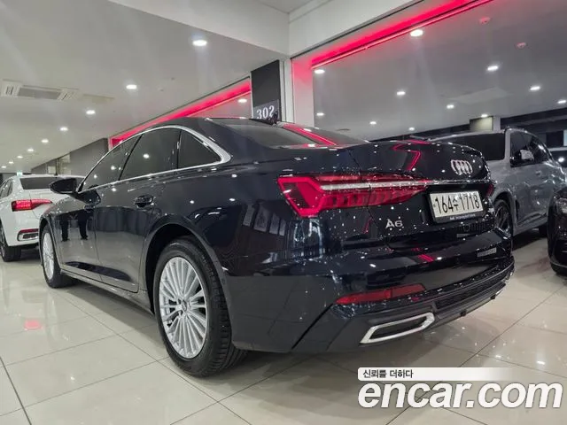 Audi A6 2021 thumb 4