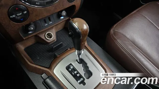 KG_Mobility_Ssangyong Rexton 2015 thumb 9