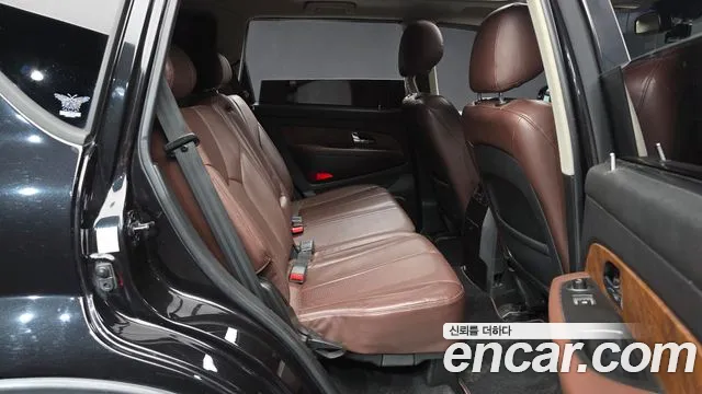 KG_Mobility_Ssangyong Rexton 2015 thumb 12