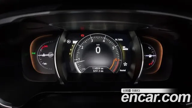 Renault-KoreaSamsung Megane 2016 thumb 8
