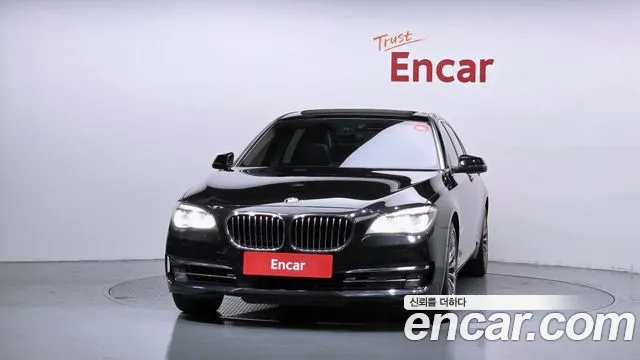 BMW 7-Series 2014 thumb 3
