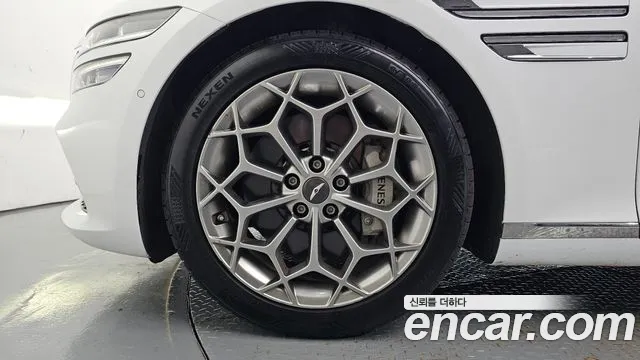 Genesis G80 2022 thumb 5