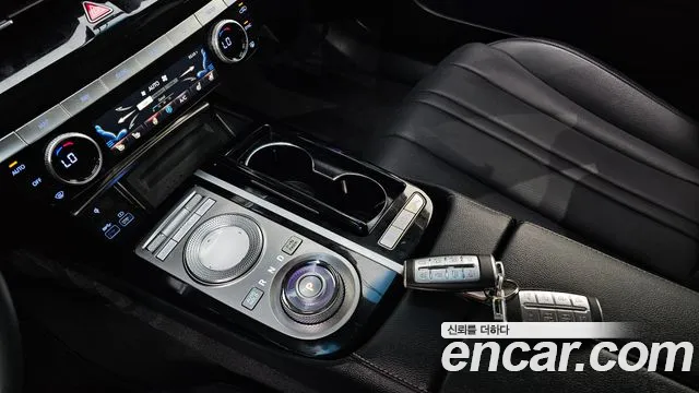 Genesis G80 2022 thumb 9