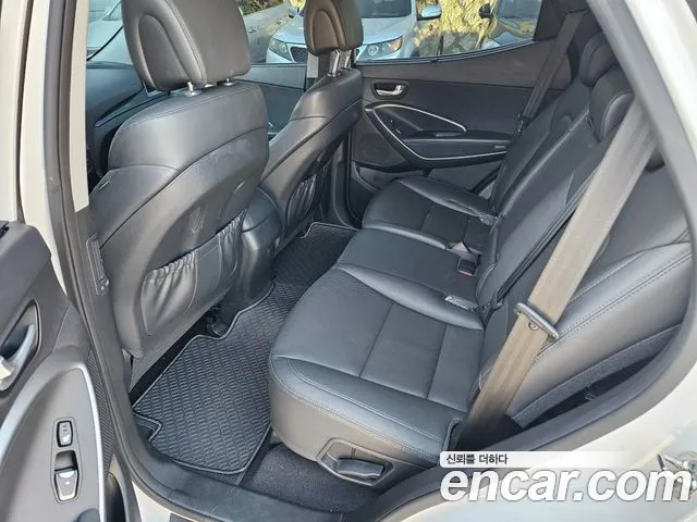 Hyundai Santa Fe 2014 thumb 9