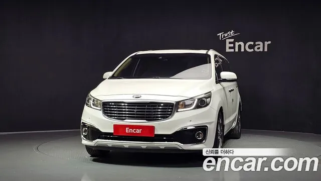 Kia Carnival 2014 thumb 3