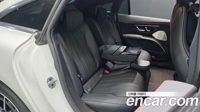 Mercedes-Benz EQS 2022 thumb 10