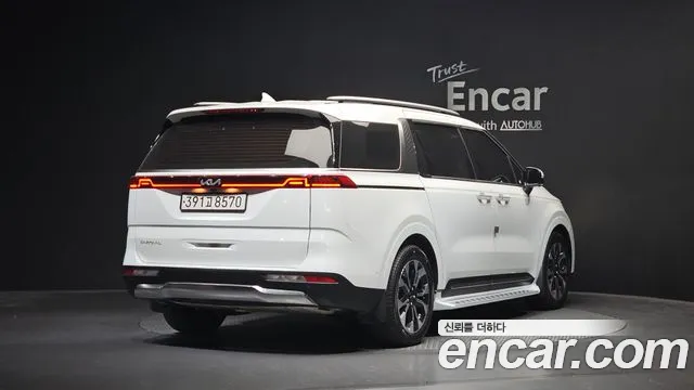 Kia Carnival 2022 thumb 2