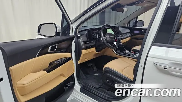 Kia Carnival 2022 thumb 10